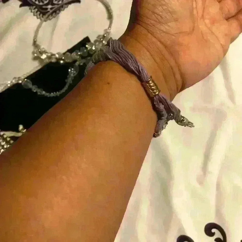 🎉 TWO Rhinestone Adjustable Bracelets🔥 - Picture 6 of 7